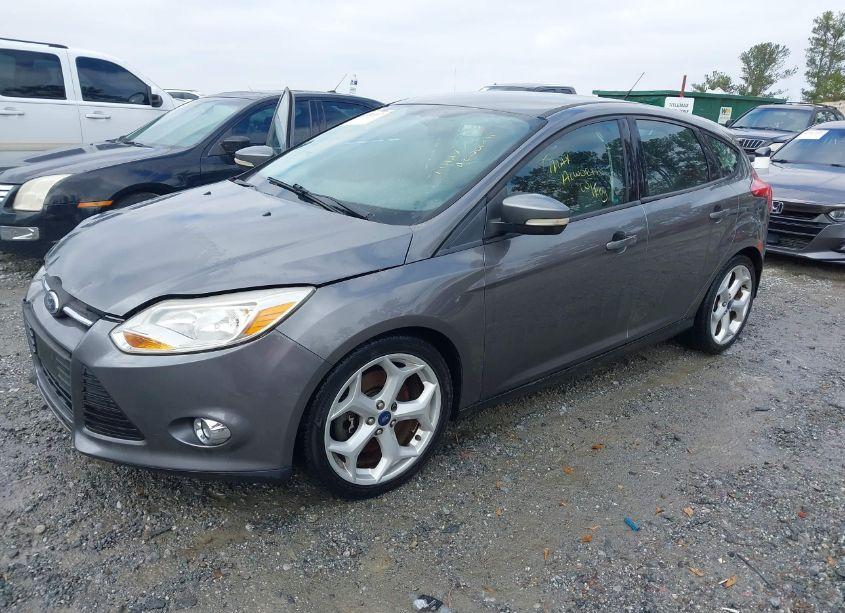 Photo 2 of 2012 Ford Focus SE (VIN 1FAHP3K21CL412788)