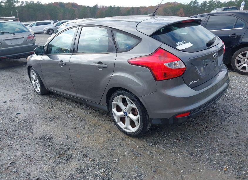 Photo 3 of 2012 Ford Focus SE (VIN 1FAHP3K21CL412788)