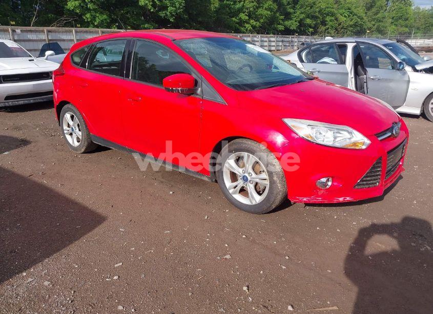 2012 Ford Focus SE (VIN 1FAHP3K21CL444088) main photo