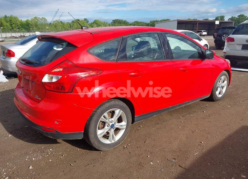 Photo 4 of 2012 Ford Focus SE (VIN 1FAHP3K21CL444088)