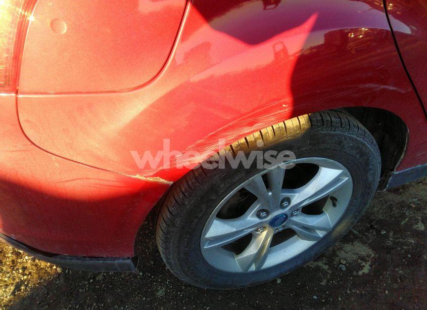 Photo 12 of 2012 Ford Focus SE (VIN 1FAHP3K21CL448884)