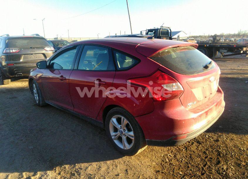 Photo 3 of 2012 Ford Focus SE (VIN 1FAHP3K21CL448884)