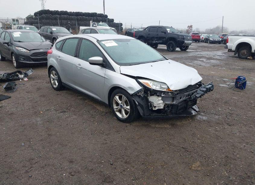 2012 Ford Focus SE (VIN 1FAHP3K21CL460629) main photo