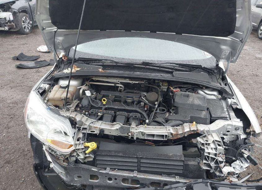 Photo 10 of 2012 Ford Focus SE (VIN 1FAHP3K21CL460629)