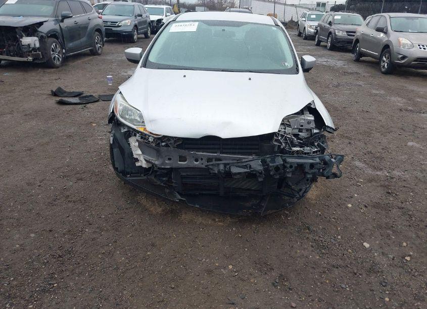 Photo 6 of 2012 Ford Focus SE (VIN 1FAHP3K21CL460629)