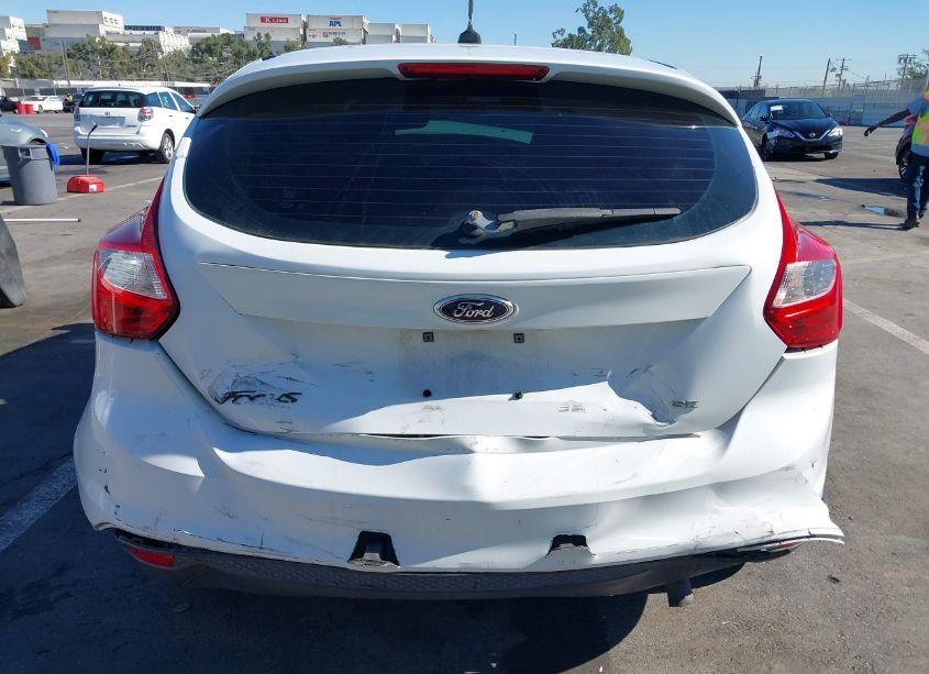 Photo 16 of 2012 Ford Focus SE (VIN 1FAHP3K21CL469606)