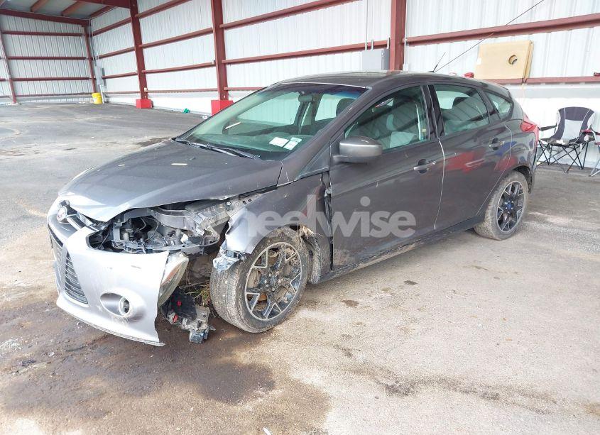 Photo 2 of 2012 Ford Focus SE (VIN 1FAHP3K21CL472716)