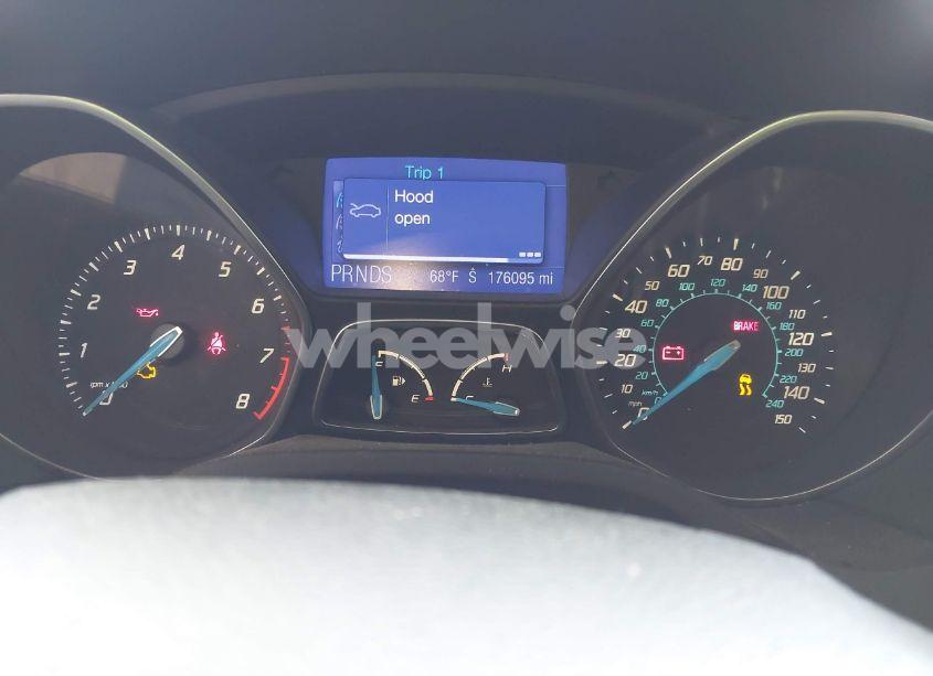 Photo 7 of 2012 Ford Focus SE (VIN 1FAHP3K21CL472716)