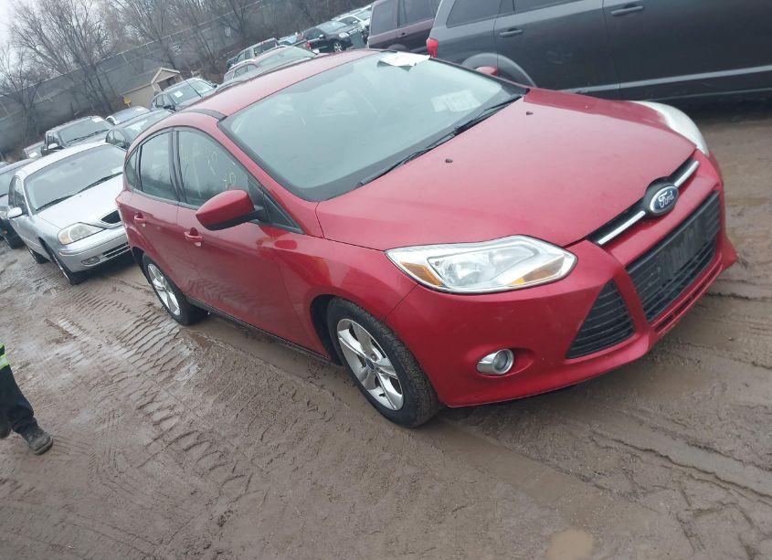 2012 Ford Focus SE (VIN 1FAHP3K22CL114430) main photo