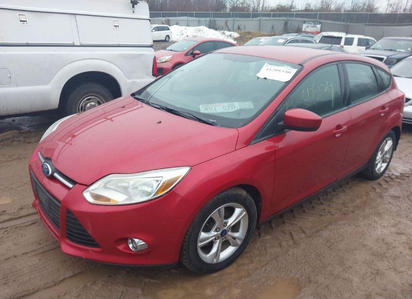 Photo 2 of 2012 Ford Focus SE (VIN 1FAHP3K22CL114430)