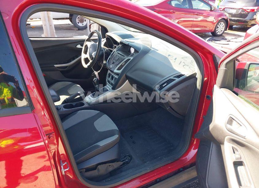 Photo 5 of 2012 Ford Focus SE (VIN 1FAHP3K22CL134466)