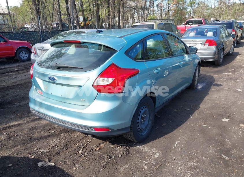 Photo 4 of 2012 Ford Focus SE (VIN 1FAHP3K22CL265106)