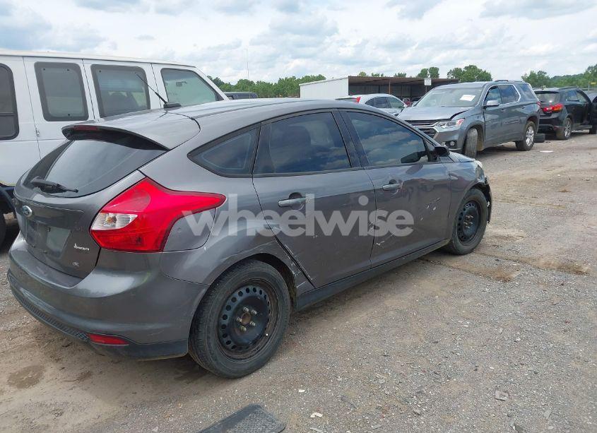Photo 4 of 2012 Ford Focus SE (VIN 1FAHP3K22CL293388)