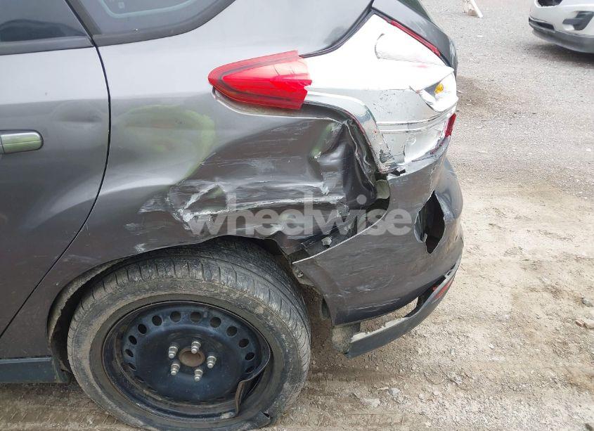 Photo 6 of 2012 Ford Focus SE (VIN 1FAHP3K22CL293388)