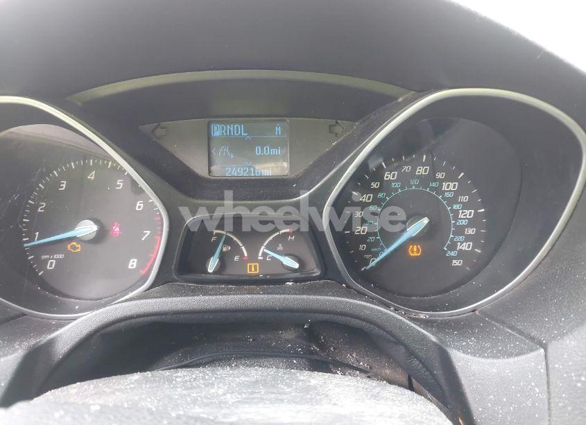 Photo 7 of 2012 Ford Focus SE (VIN 1FAHP3K22CL293388)