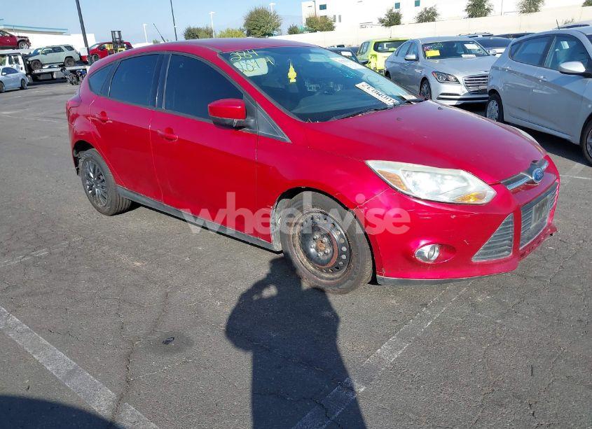 2012 Ford Focus SE (VIN 1FAHP3K22CL295254) main photo