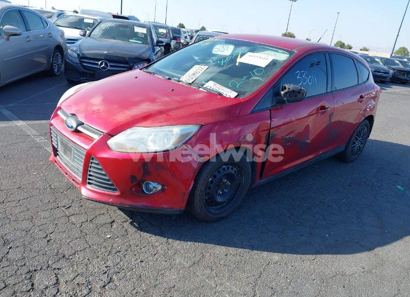 Photo 2 of 2012 Ford Focus SE (VIN 1FAHP3K22CL295254)