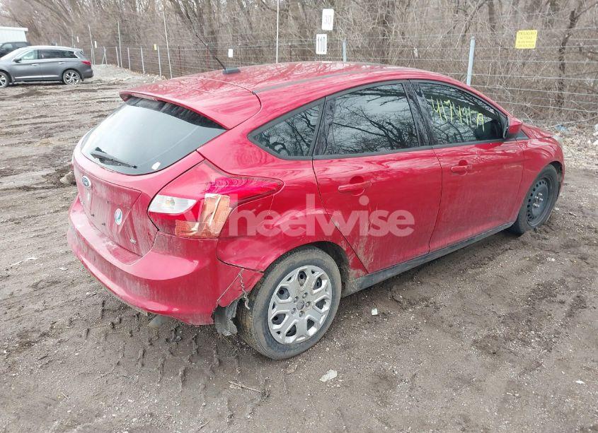 Photo 4 of 2012 Ford Focus SE (VIN 1FAHP3K22CL304163)