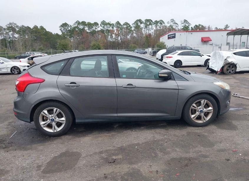 Photo 13 of 2012 Ford Focus SE (VIN 1FAHP3K22CL342007)