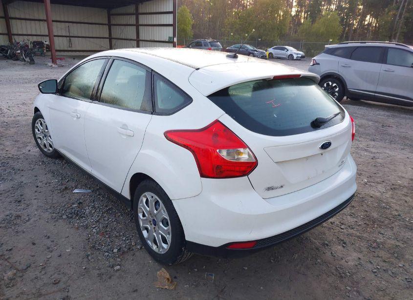 Photo 6 of 2012 Ford Focus SE (VIN 1FAHP3K22CL469534)