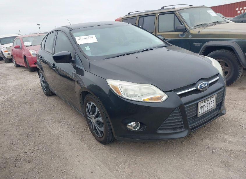 2012 Ford Focus SE (VIN 1FAHP3K22CL475978) main photo