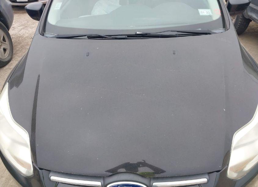 Photo 10 of 2012 Ford Focus SE (VIN 1FAHP3K22CL475978)