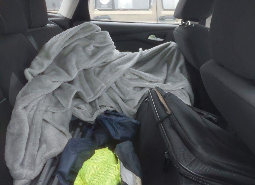 Photo 8 of 2012 Ford Focus SE (VIN 1FAHP3K22CL475978)