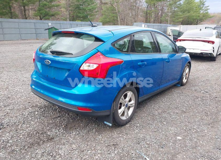 Photo 4 of 2012 Ford Focus SE (VIN 1FAHP3K23CL125307)