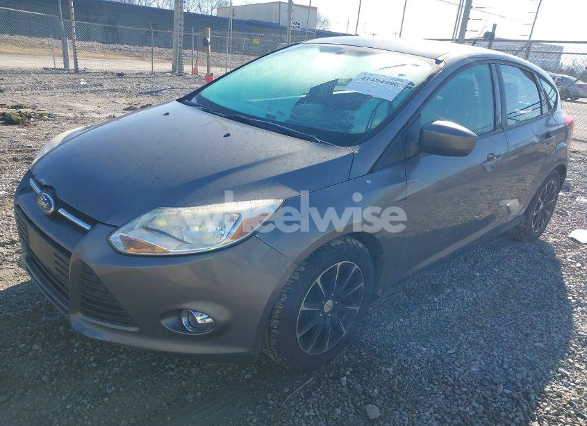Photo 2 of 2012 Ford Focus SE (VIN 1FAHP3K23CL164883)