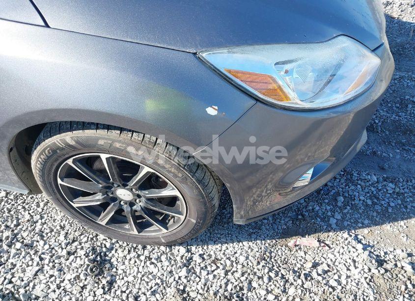 Photo 6 of 2012 Ford Focus SE (VIN 1FAHP3K23CL164883)