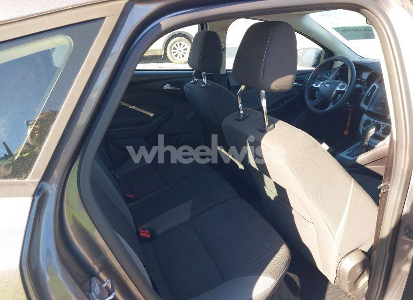 Photo 8 of 2012 Ford Focus SE (VIN 1FAHP3K23CL164883)