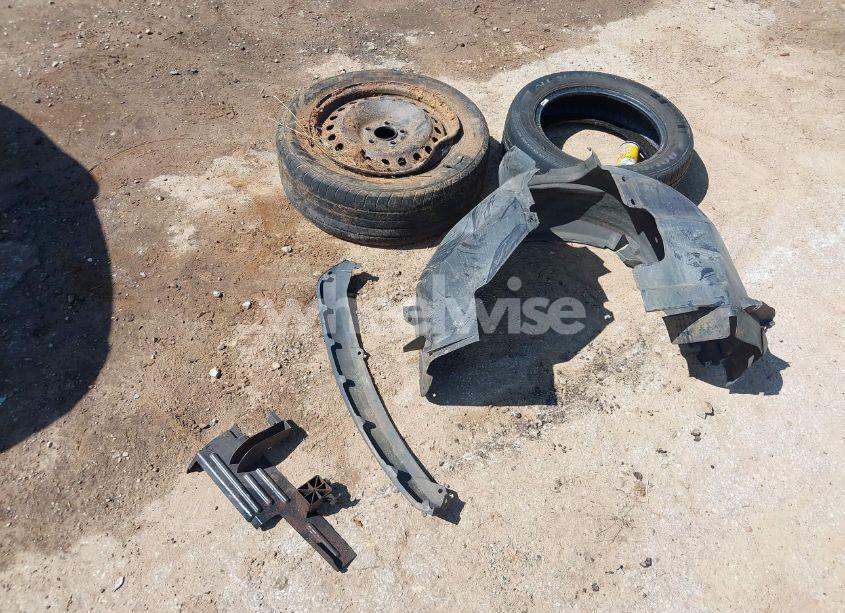 Photo 12 of 2012 Ford Focus SE (VIN 1FAHP3K23CL194921)