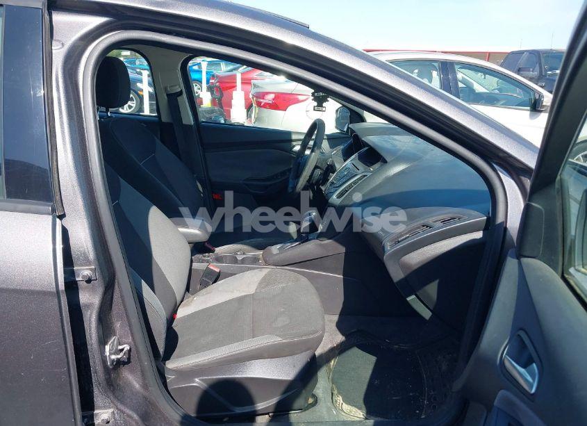 Photo 5 of 2012 Ford Focus SE (VIN 1FAHP3K23CL235113)