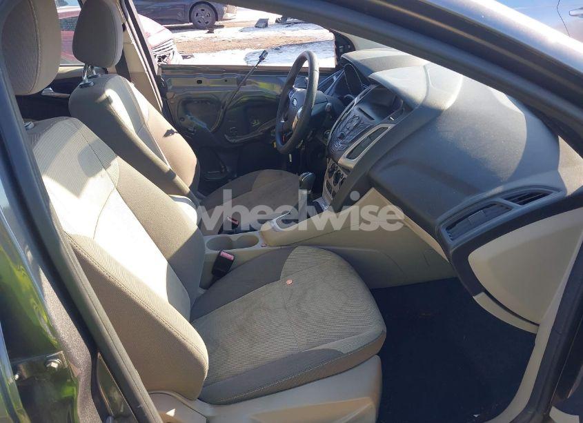 Photo 5 of 2012 Ford Focus SE (VIN 1FAHP3K23CL299961)