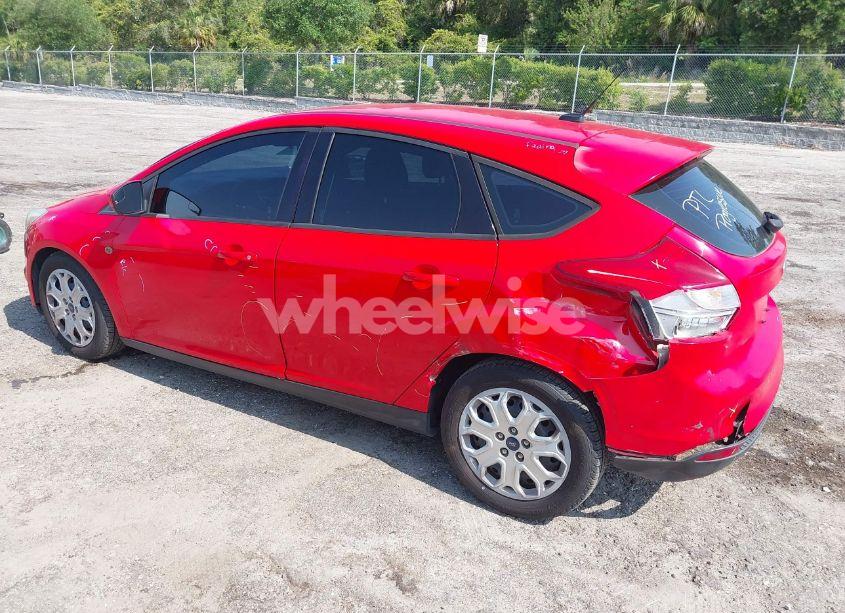 Photo 3 of 2012 Ford Focus SE (VIN 1FAHP3K23CL349547)