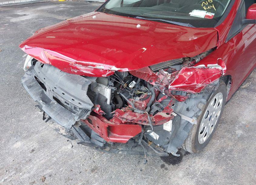 Photo 6 of 2012 Ford Focus SE (VIN 1FAHP3K23CL421105)