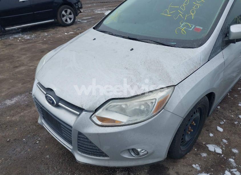 Photo 6 of 2012 Ford Focus SE (VIN 1FAHP3K23CL442049)