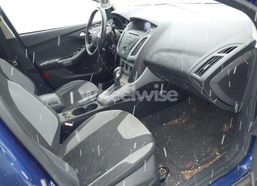 Photo 5 of 2012 Ford Focus SE (VIN 1FAHP3K23CL472071)