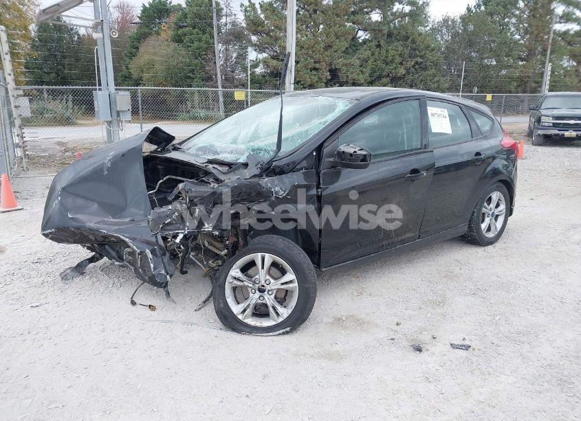 Photo 2 of 2012 Ford Focus SE (VIN 1FAHP3K24CL145954)