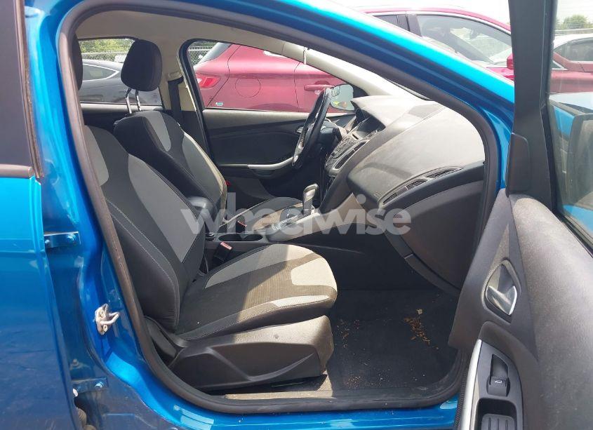 Photo 5 of 2012 Ford Focus SE (VIN 1FAHP3K24CL183216)