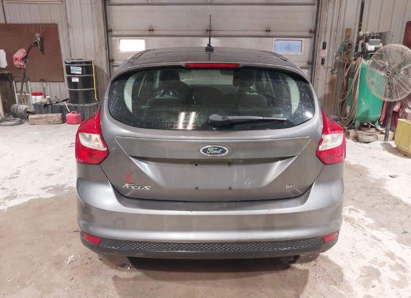 Photo 16 of 2012 Ford Focus SE (VIN 1FAHP3K24CL256469)