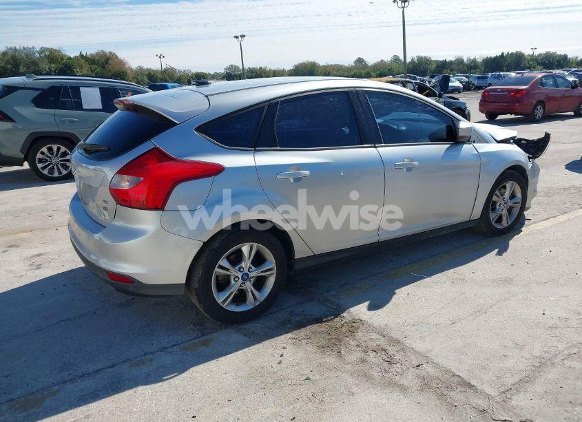 Photo 4 of 2012 Ford Focus SE (VIN 1FAHP3K24CL303788)