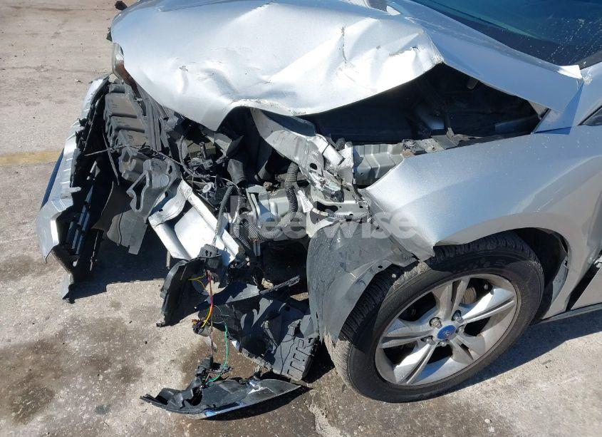 Photo 6 of 2012 Ford Focus SE (VIN 1FAHP3K24CL303788)