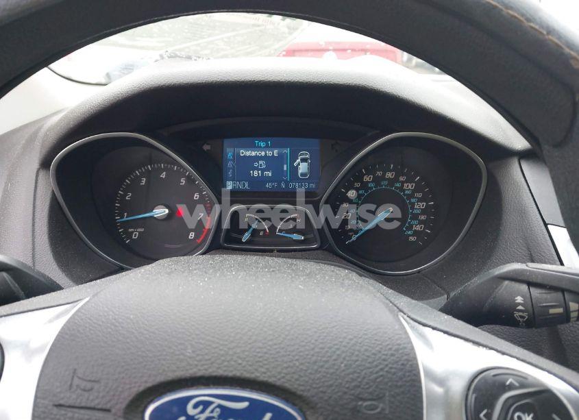Photo 7 of 2012 Ford Focus SE (VIN 1FAHP3K24CL310255)