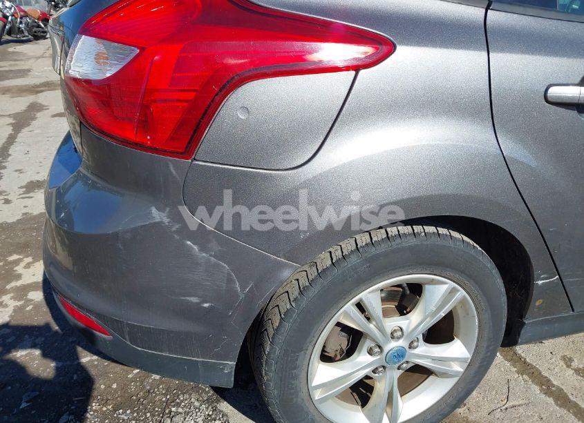 Photo 6 of 2012 Ford Focus SE (VIN 1FAHP3K24CL322860)