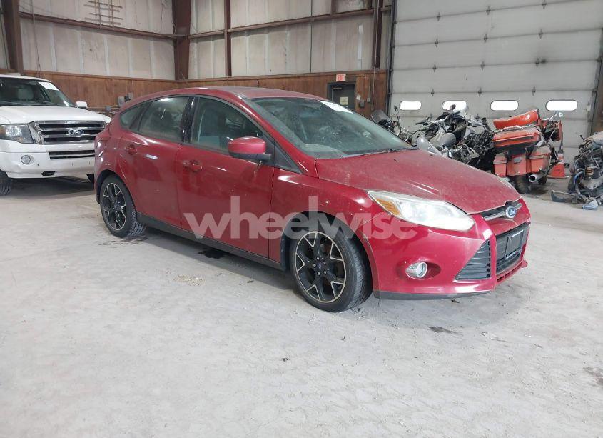 2012 Ford Focus SE (VIN 1FAHP3K24CL322941) main photo