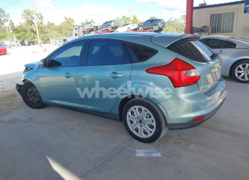 Photo 14 of 2012 Ford Focus SE (VIN 1FAHP3K24CL335415)