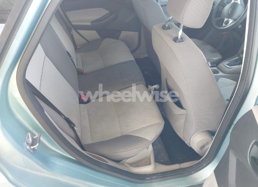 Photo 8 of 2012 Ford Focus SE (VIN 1FAHP3K24CL335415)