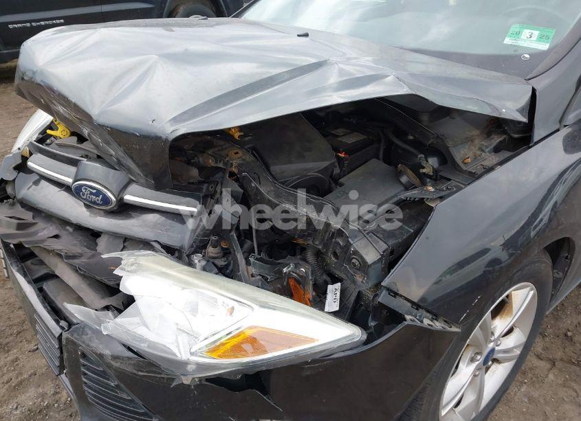 Photo 13 of 2012 Ford Focus SE (VIN 1FAHP3K24CL341179)