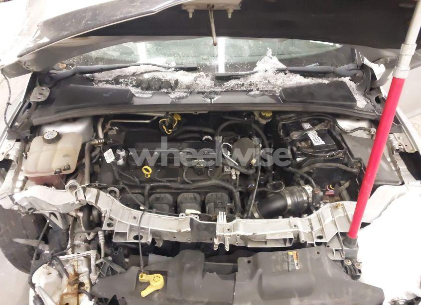 Photo 10 of 2012 Ford Focus SE (VIN 1FAHP3K24CL351422)